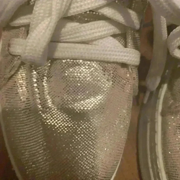 🔥🔥2/30$ 🔥Ming kuang Gold  colour shoes - Picture 7 of 12